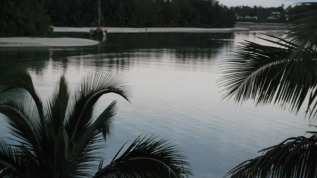 Kaireva Beach House Rarotonga Room photo