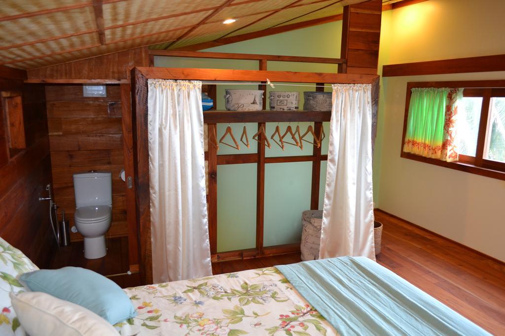 Kaireva Beach House Rarotonga Room photo